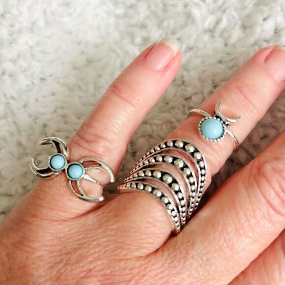 3/$15 Set of 3 Silver Turquoise Bohemian Rings - Picture 2 of 6